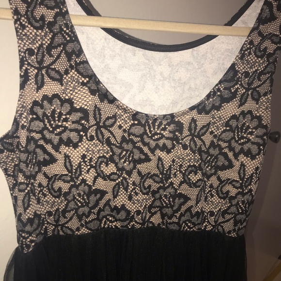 Flower print tulle dress. Size L - Picture 3 of 4